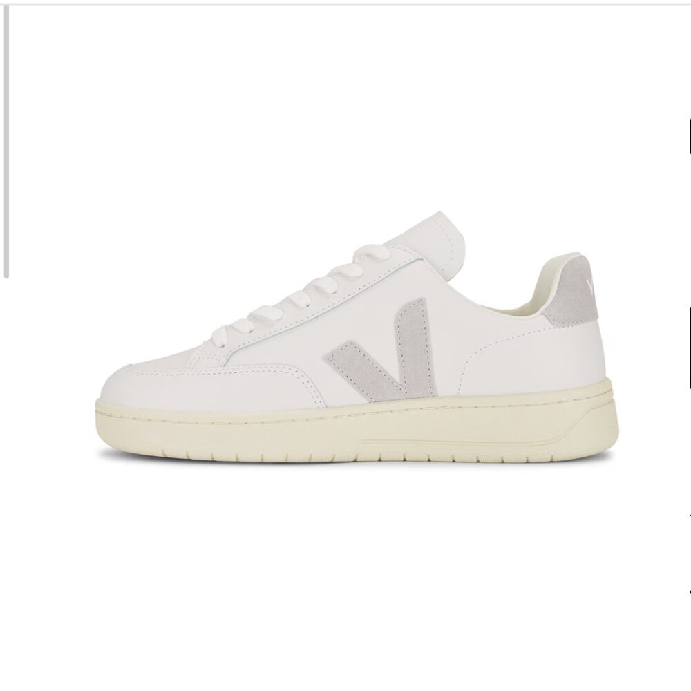 Mens V-12 Veja Sneaker Size 41 EU / 8.5 US